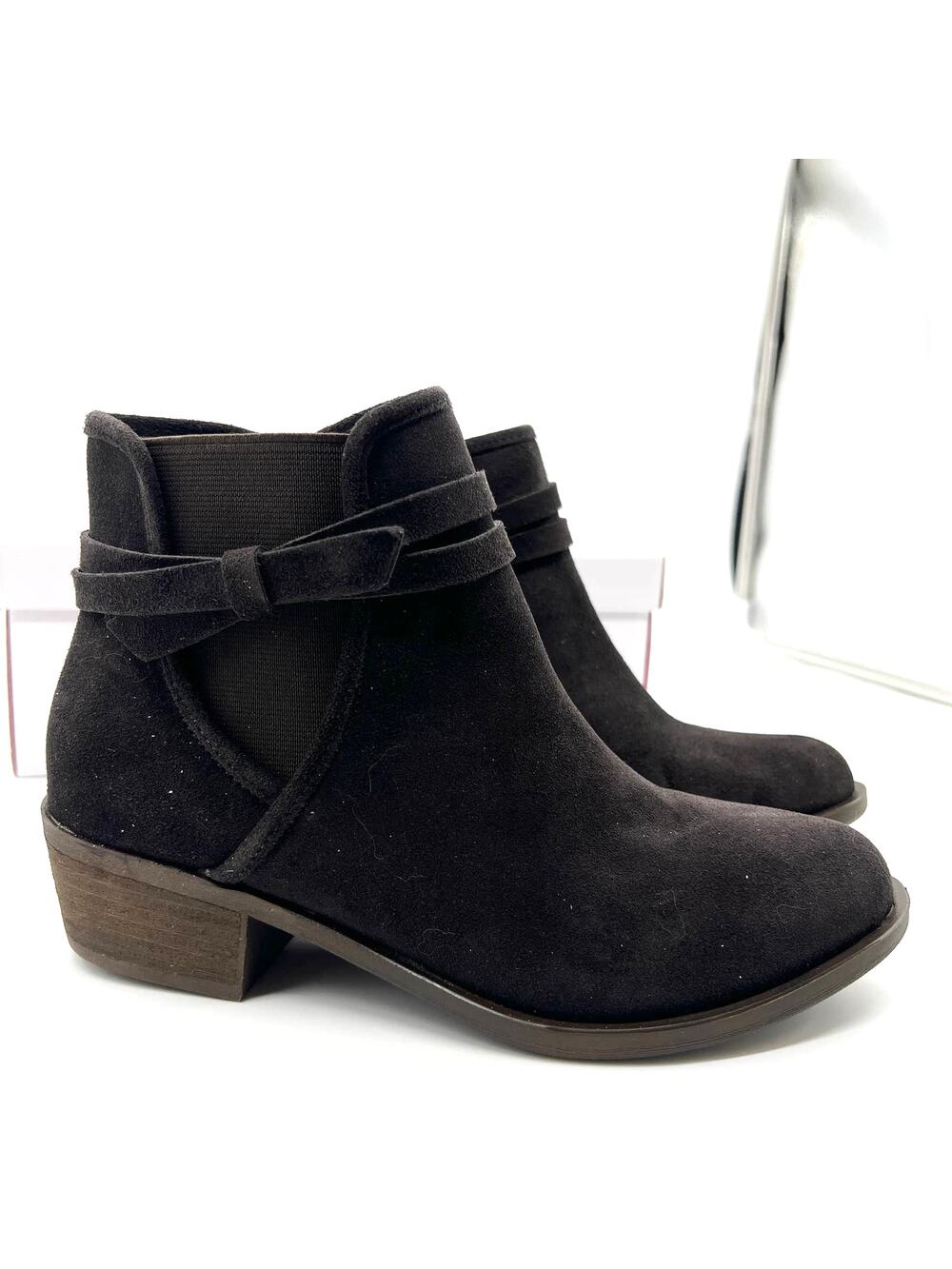 Isaac Mizrahi Live! Leather Boot Womens 7M Brown Boots Heel Side Zip